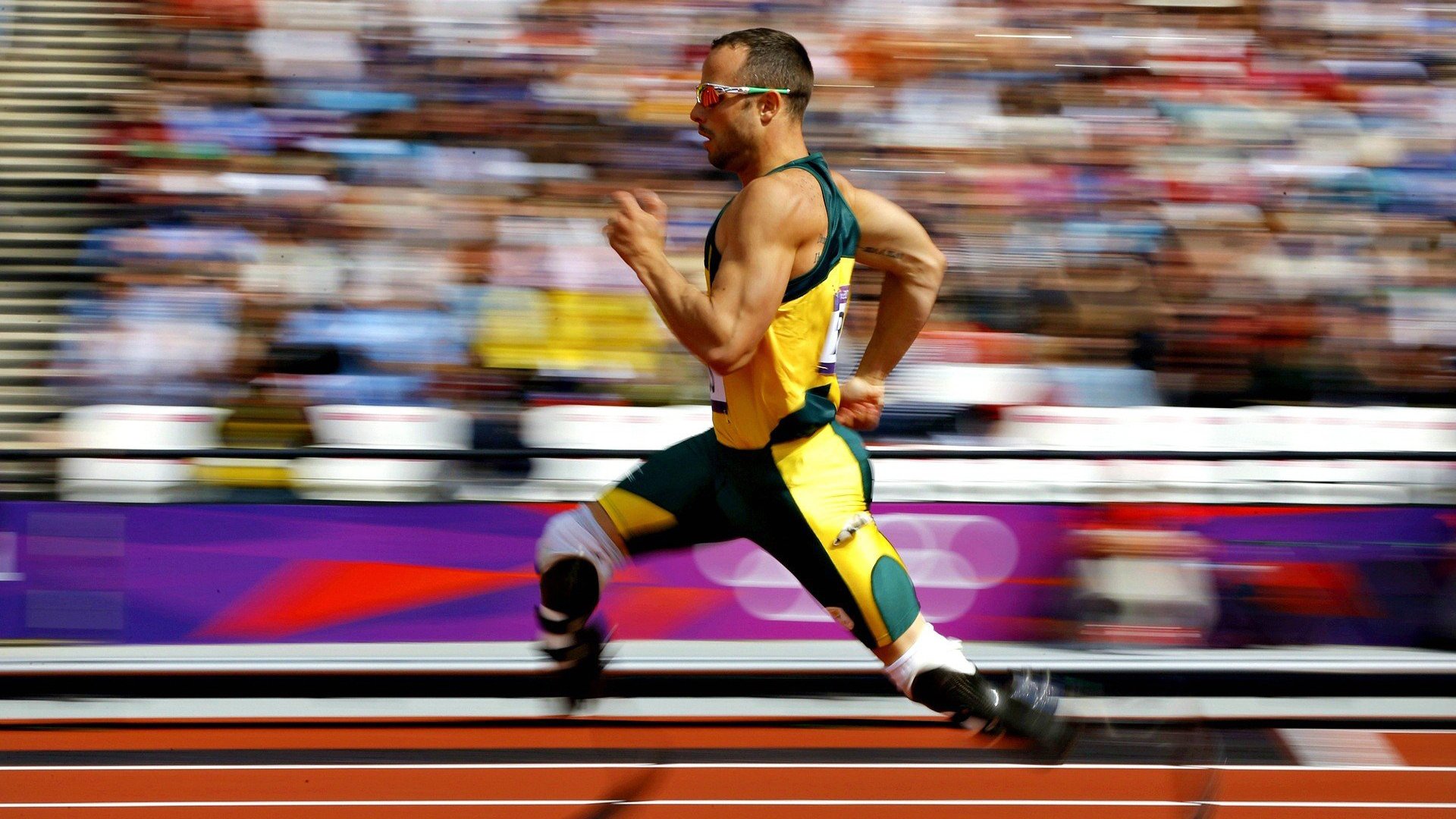 从伯纳乌到凤凰城，当国家德比的焦土战场遇见太阳防守的钢铁洪流